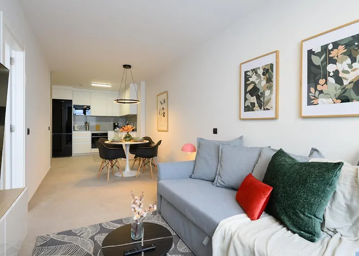 Joyful Homes Apartament *