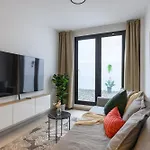 Joyful Homes Apartamento